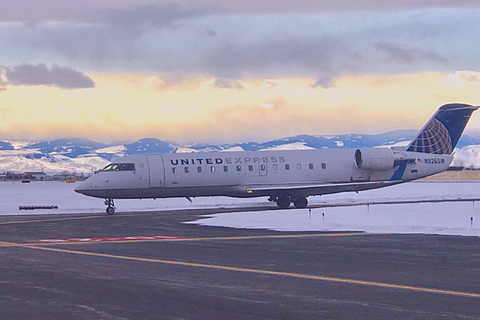 4 Tips For Stress Free Travel With Central Wyoming Airport Central   CWRA Sponsored Post Featured Image Additional Flights 